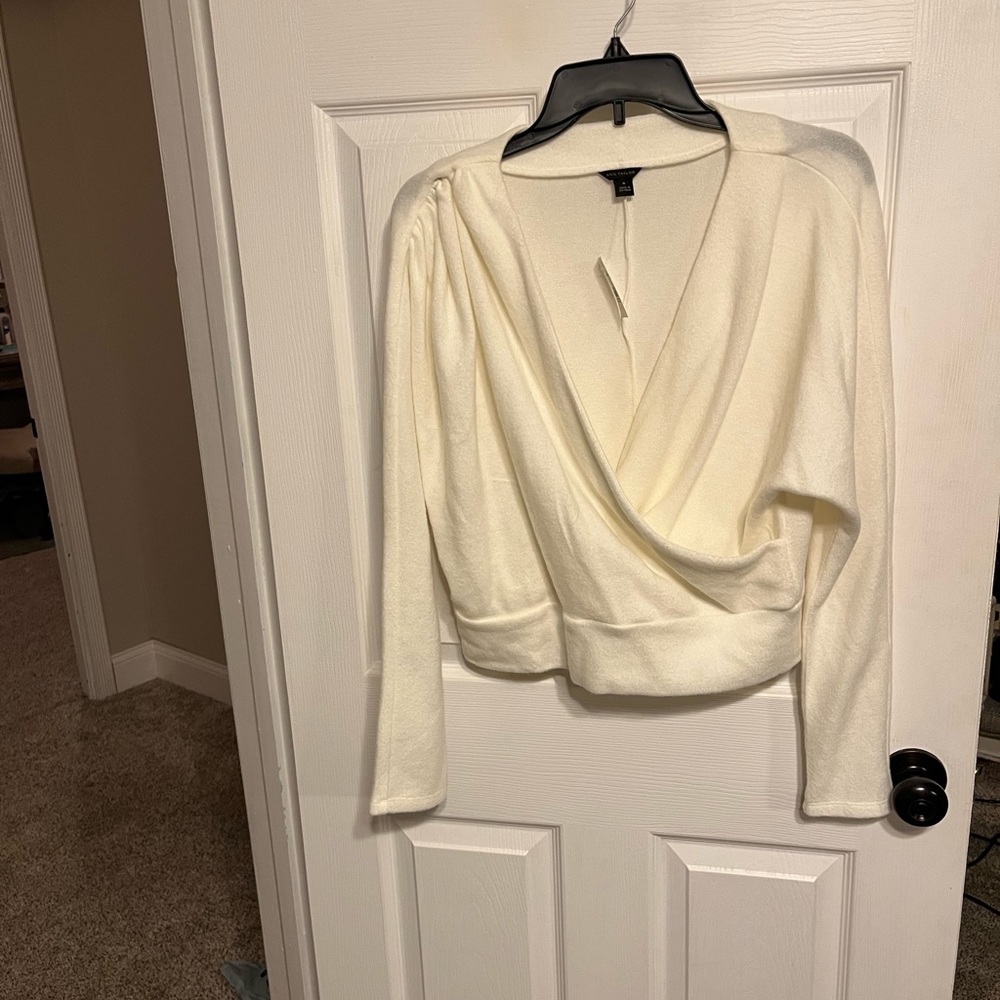 NWT medium Ann Taylor Wrap Top Fleece Sweater